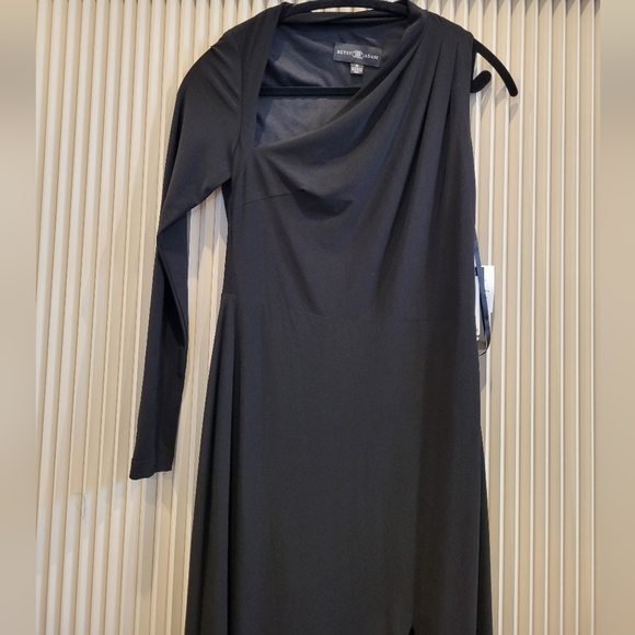 Betsy & Adam One Sleeve Cocktail Maxi - Picture 4 of 4